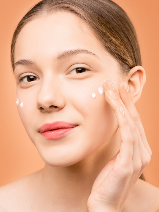 skin-cleanser-template-face-lotion-img